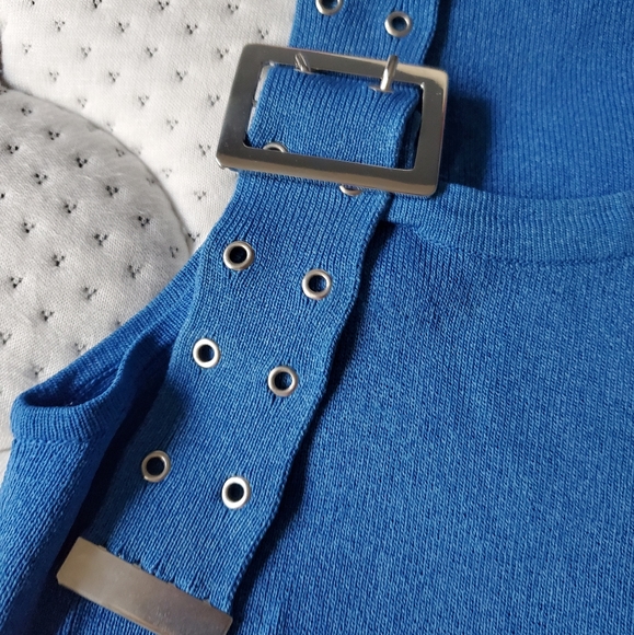 Joseph A sleeveless sweater - Picture 2 of 3